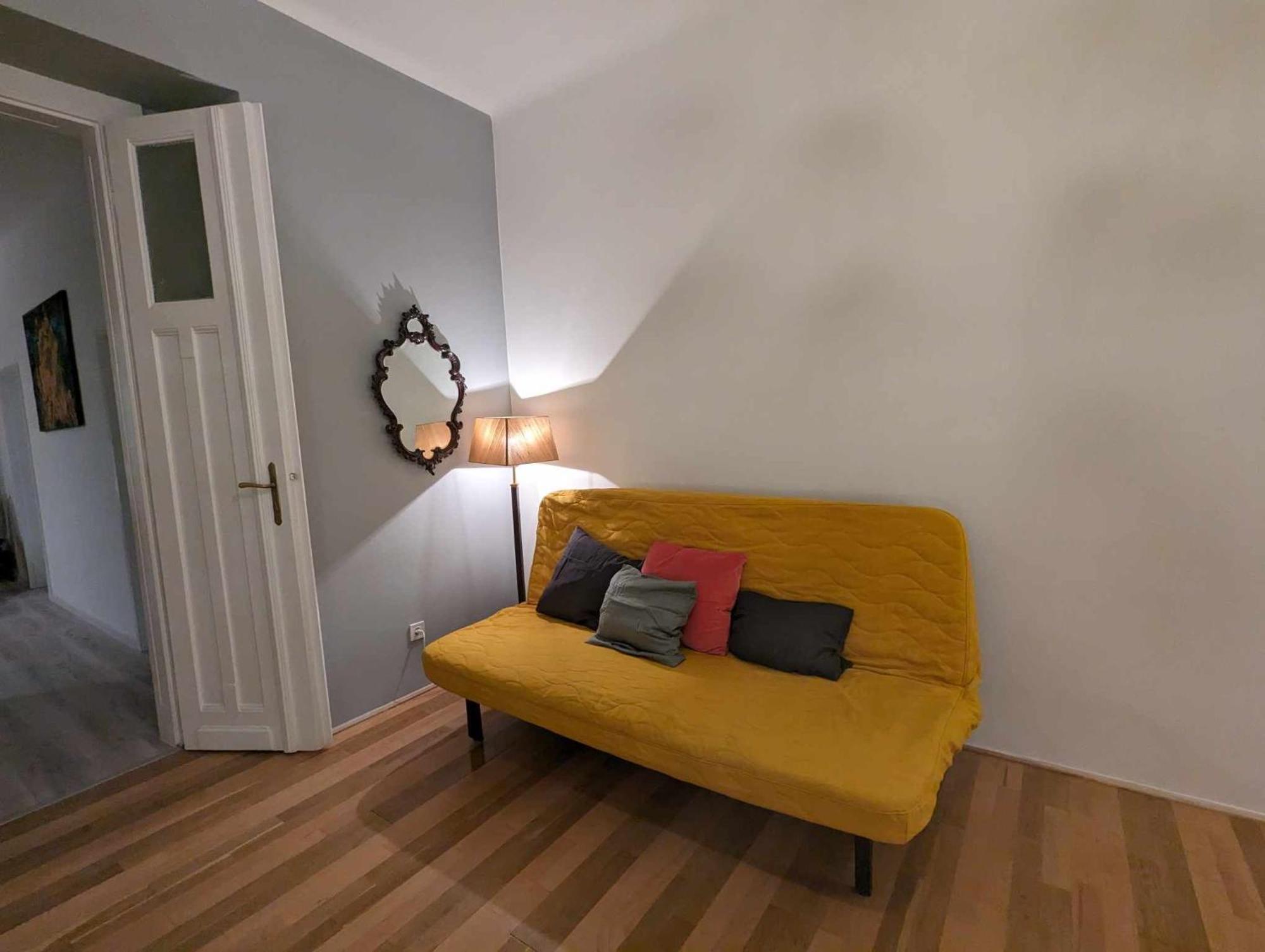 Third Floor Art Idyll Apartment Budapest Bagian luar foto