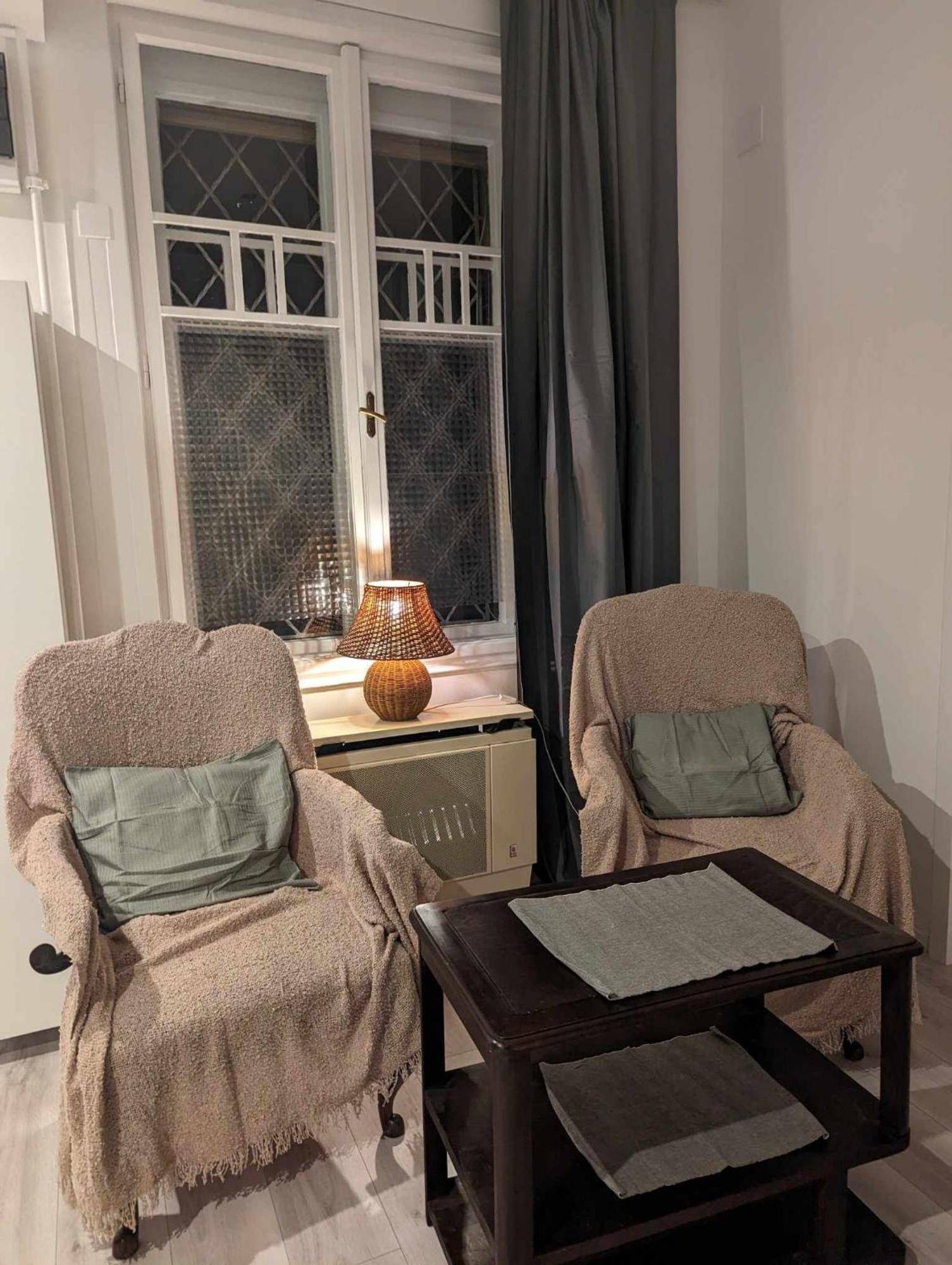 Third Floor Art Idyll Apartment Budapest Bagian luar foto